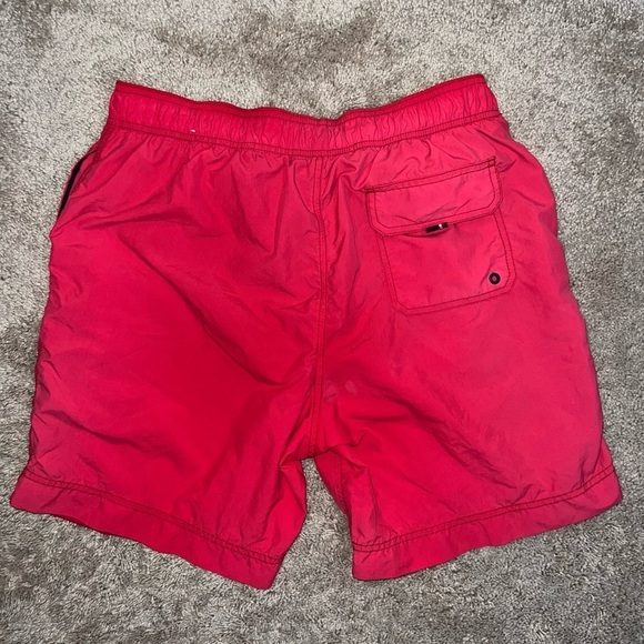 Tommy Hilfiger Swim Trunks Men's Lined in Apple Red Size Large - Picture 3 of 8